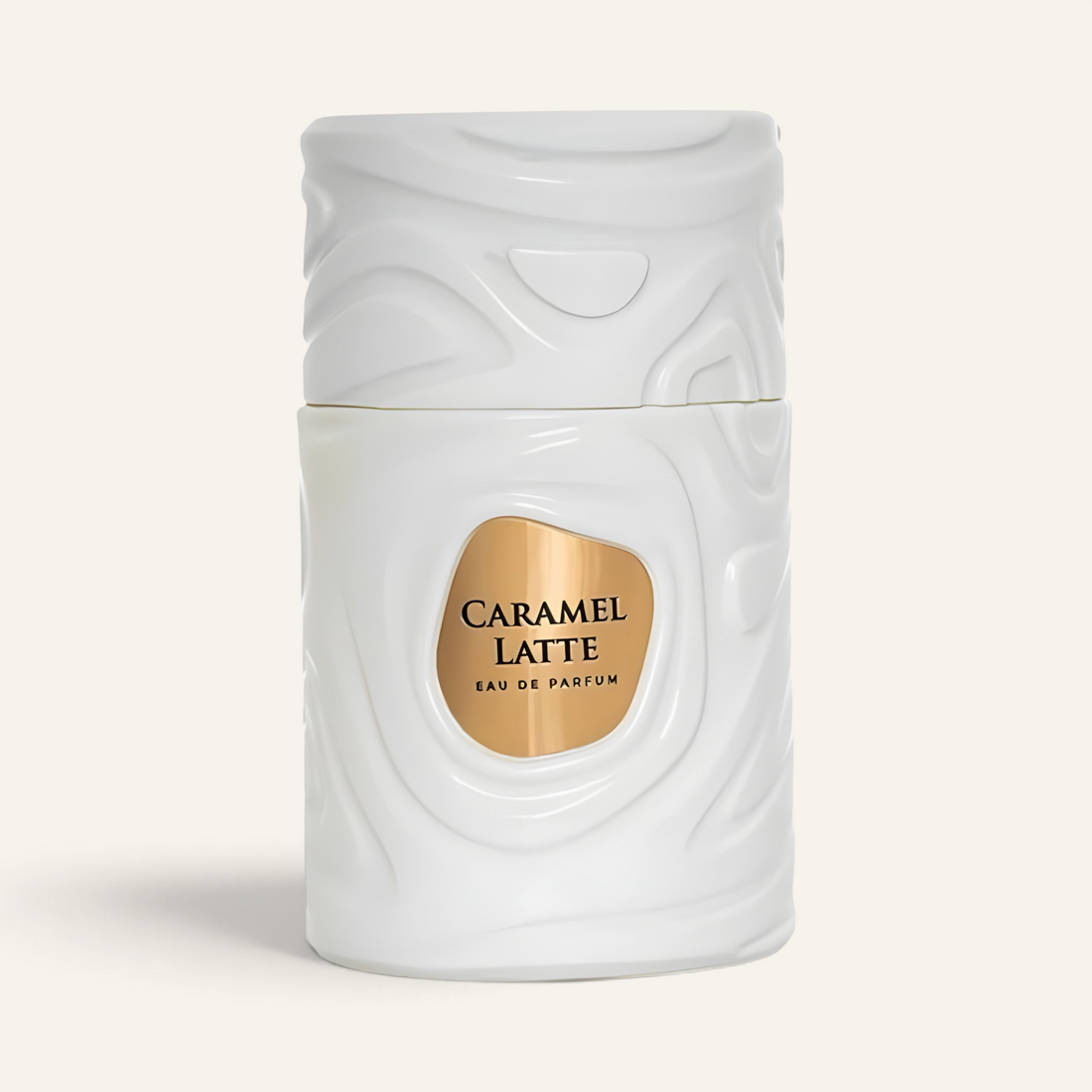 Flacone di profumo Caramel Latte di Le Bonheur Perfumes, fragranza gourmand orientale selezionata da NOOR Arabian Essence